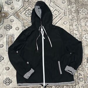 NWOT Renuar Black Hooded Windbreaker with White Trim and Striped Lining